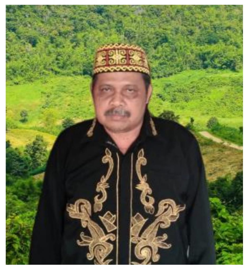 Ahmad Ariadi Kepala Adat Besar Dayak Paser Kalimantan 1