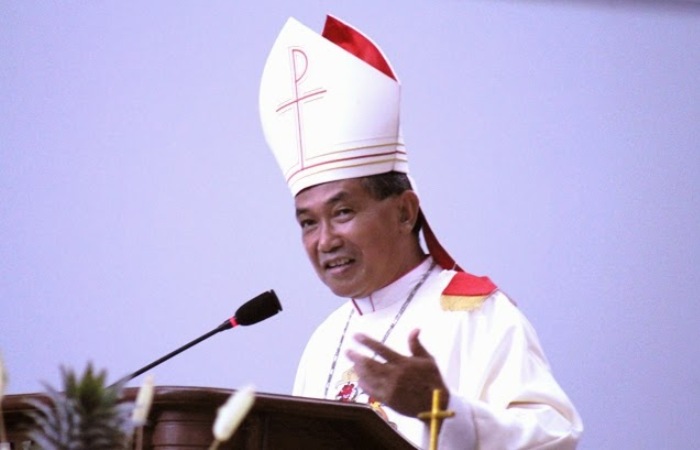 Mgr Agustinus Agus