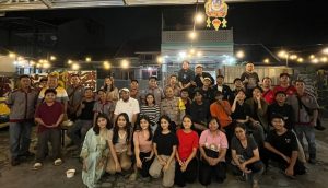 Ramadahan Berkah, BANYUKE GROUP Bukber dan Bagi Takjil untuk Warga Sekitar