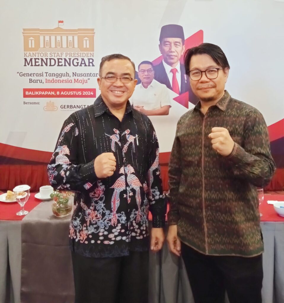 Namsi- bersama Deputi IV KSP bidang Informasi dan Komunikasi Politik, Bapak Wandy Nicodemus Tuturoong