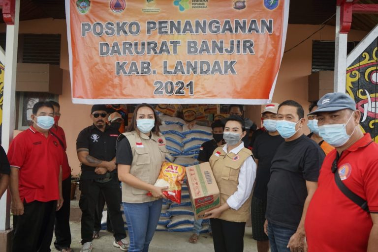 Banjir di Landak Sudah Mulai Surut, Carolion: Bantuan Untuk Warga Terus Berlangsung.