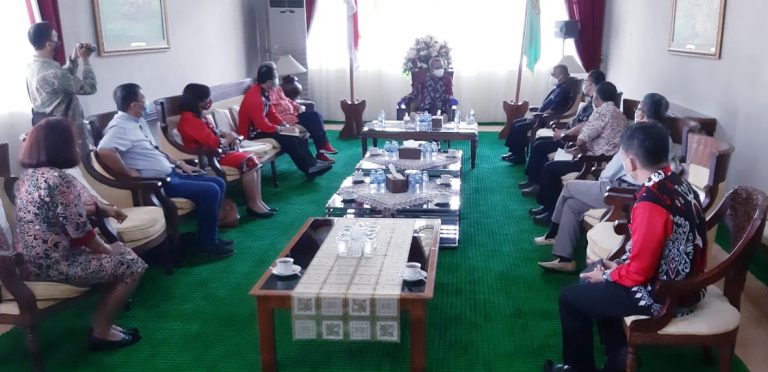 Dialog Tokoh Agama Kalbar Dengan Sutarmiji, Mendapat Apresiasi Paulus Ajong