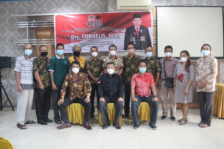 Cornelis bersama DAD Sambas