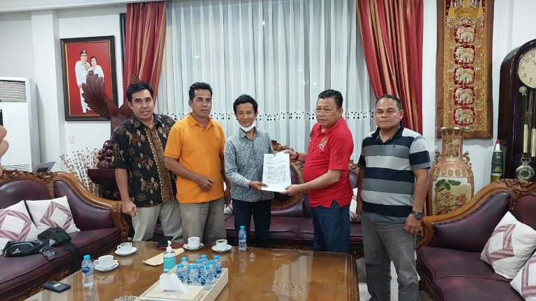 Cornelis dan warga Monterado dan Capkala