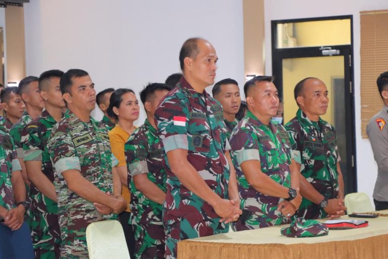 Mayor Andreas Misa TNI-Polri