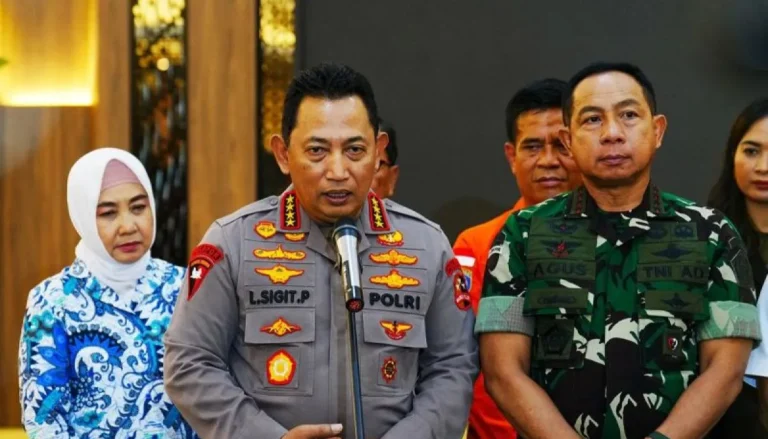 Kapolri: 141.443 Personel Dikerahkan Jaga Momen Nataru 2024