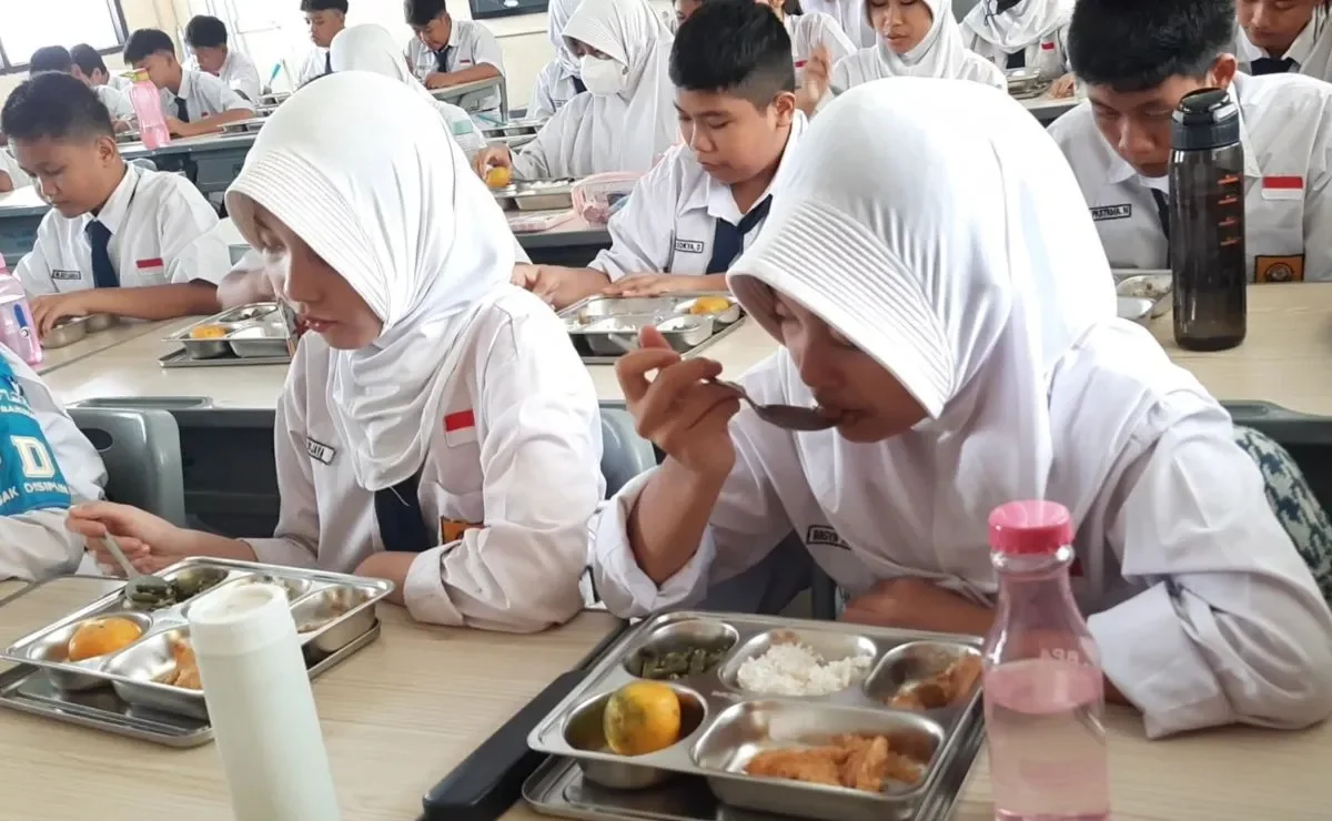 Program Makan Bergizi Gratis Seretak di setiap Daerah Sudah di Mulai, Diharapkan Dapat Tingkatkan Kesejahteraan