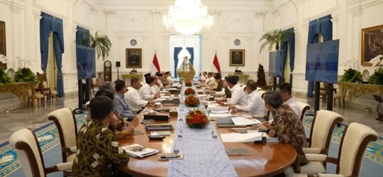 Screenshot_20250303_232102_YouTube