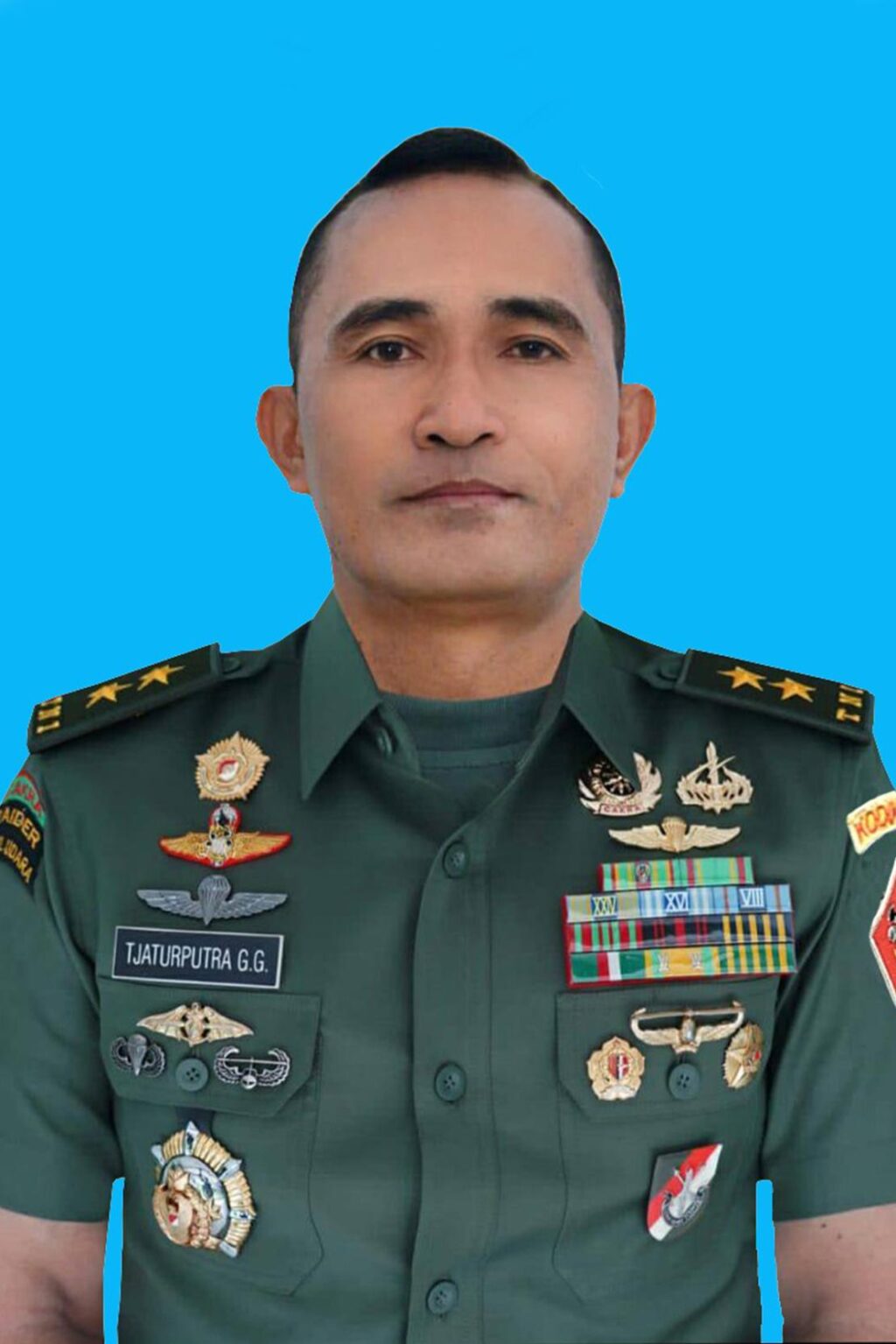 Inspektur_Komando_Pembina_Doktrin,_Pendidikan_dan_Latihan_Tentara_Nasional_Indonesia_Angkatan_Darat_Tjaturputra_Gunadi_Genah (1)