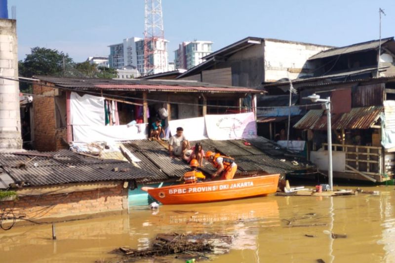 Banjir di Jakarta Meluas Hingga Mencapai 53 RT