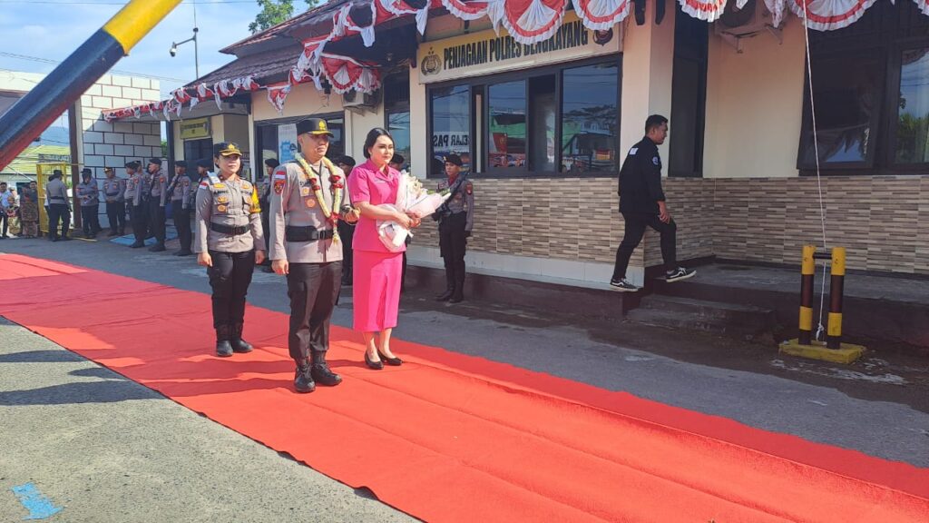AKBP Syahirul Awab Resmi Jabat Kapolres Bengkayang Gantikan AKBP Teguh Nugroho
