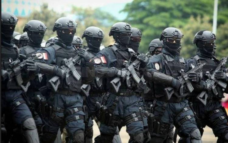 _8427_Senjata-Organik-Modern-Lengkapi-6-Batalion-Respon-Cepat-Brimob