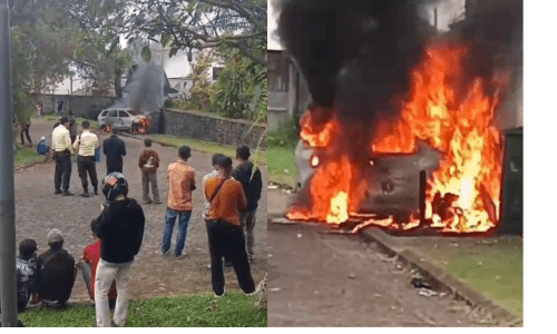 Mobil Avanza Terbakar Usai Tabrak Gardu Listrik di Komplek Vila Kota Bunga, Diduga Sopir Sedang Belajar Mengemudi