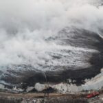 PENAMPAKAN TPA JATIWARINGIN TERBAKAR