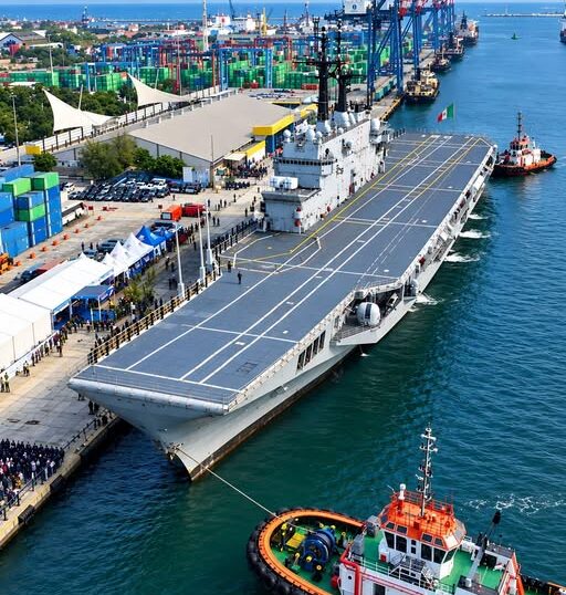 Kapal Induk Indonesia eks itali