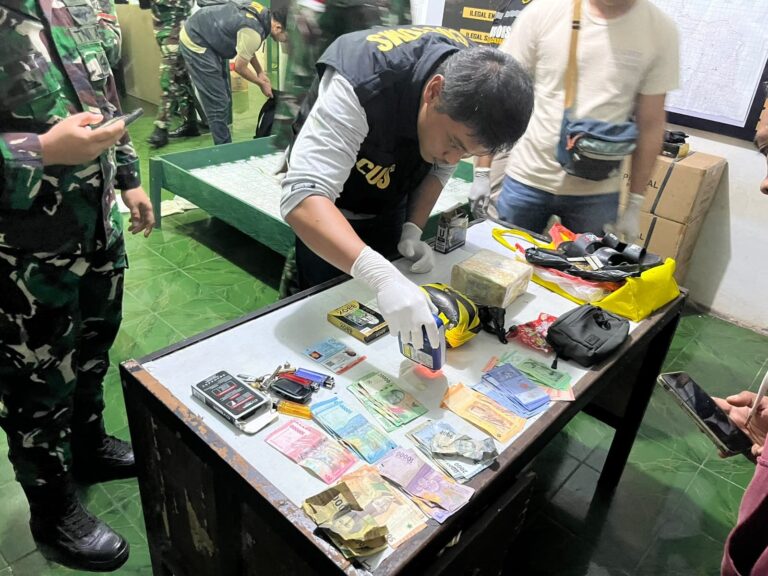 Satgas Pamtas RI-Malaysia Yonarmed 19/Bogani Gagalkan Penyelundupan 1,9 Kg Sabu